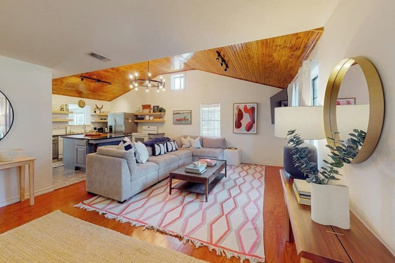 Living area 3, Dog-friendly Waterfront Home With Dock, Grill, Water Views, Patio, Washer/dryer, Burnet