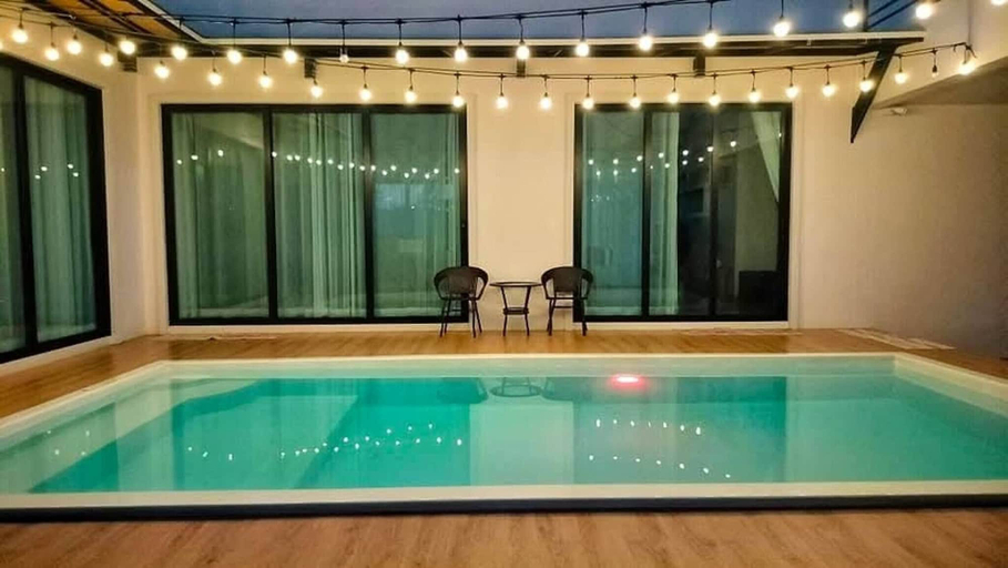 Pool 2, Large Private Pool Villa, 650 m From Mae Rumphueng Beach, Muang Rayong