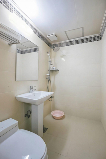 Bathroom, Benikea Hotel Mountain & Ocean Daepohang, Sokcho