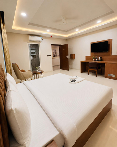 Bedroom 3, Lime tree Hotels & Banquet Jal mahal Jaipur, Jaipur