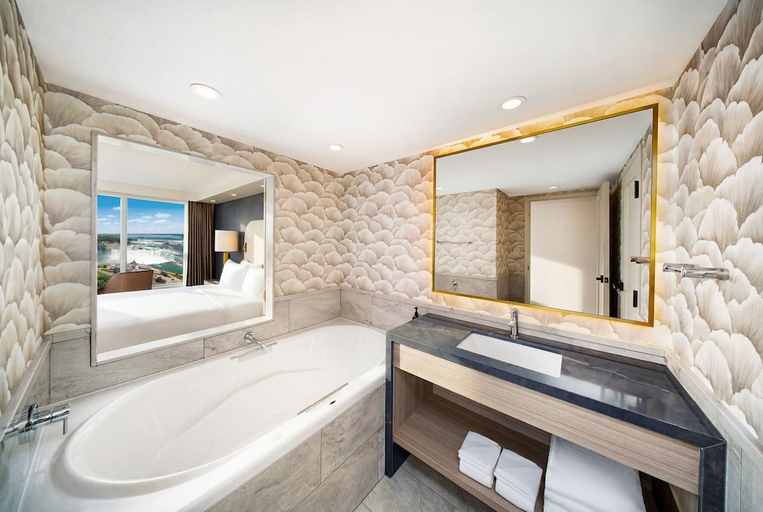 Bathroom 4, Hyatt Regency Niagara Falls Fallsview, Niagara