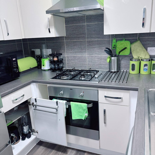Interior 2, Ellas Stays - Bolton, Bolton