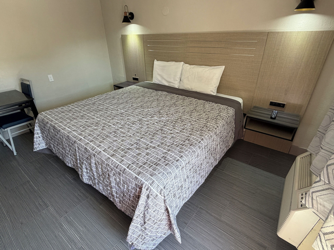 Room 3, Colony Motel, Los Angeles