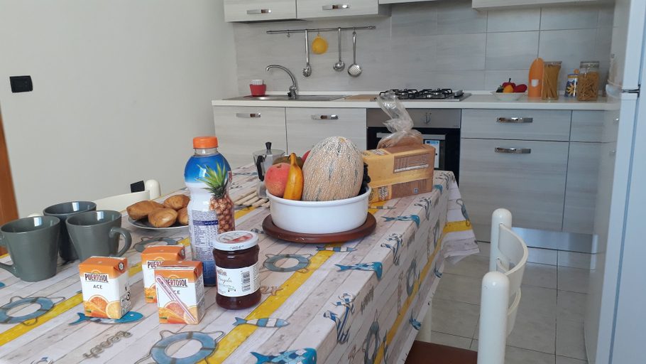 Others 4, Charming Holiday Home Near The Beach With A Terrace Parking Available, Pets, Lecce