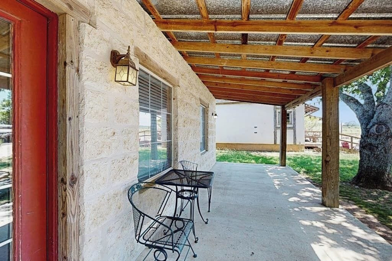 View from room, Romantic, Dog-friendly Cabin With On-site Courtyard, Close to Wineries, Gillespie