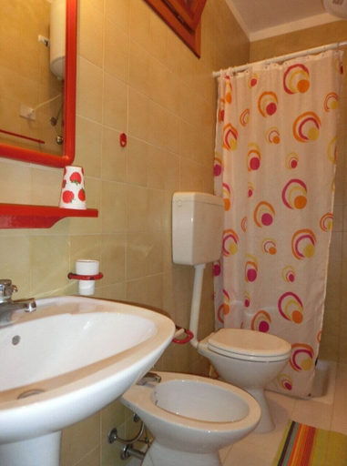 Bathroom, One Bedroom Apartment With Stunning Side sea View, Venezia