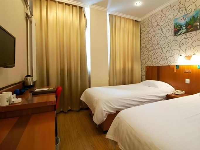 Bedroom 2, GreenTree Alliance Beijing Tiantan DonGMEn Hotel, Beijing