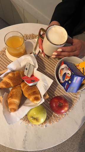 Breakfast meal 2, Hostel Superlativo Vialia I, Málaga