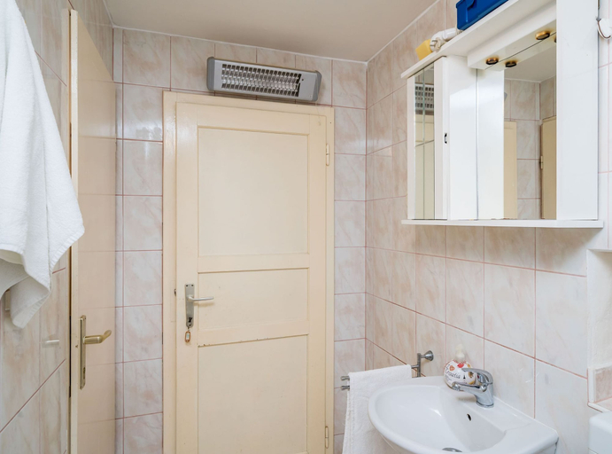 Bathroom 3, House Kocan, Konavle