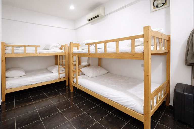 Room 4, YT Hotel & Hostel Vientiane, Vientiane