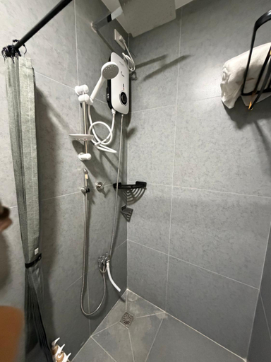 Bathroom 3, Chateau Elysee Condominium, Parañaque