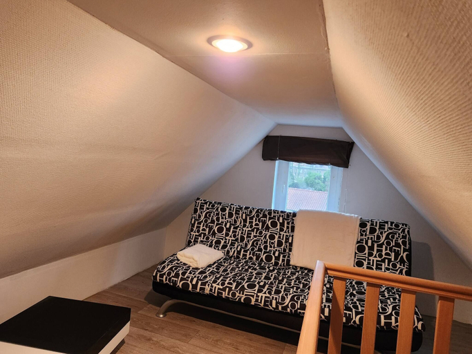 Sundeck, Welcome to our Mouscron Cocoon, Nord