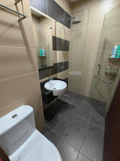 Bathroom 2, KSL D'Esplanade 3bedroom Level30view @R9 HomeStay , Johor Bahru
