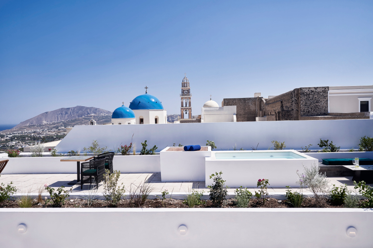 Exterior & Views 1, Katikies Garden Hotel, South Aegean