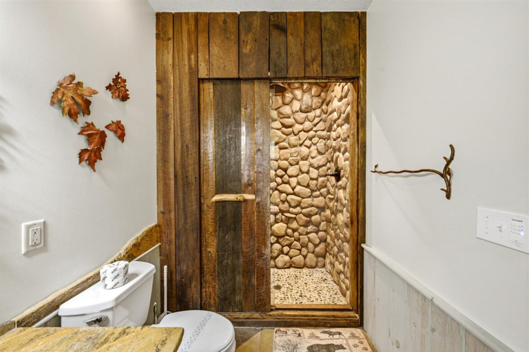 Bathroom 2, Riversong Retreat, Sevier
