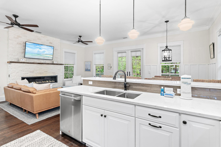 Interior 3, Jaybird Bungalow, Walton