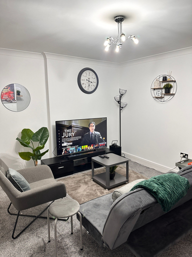 Others 1, One Bedoom Flat in Birmingham City Centre With Free Underground Parking, Birmingham