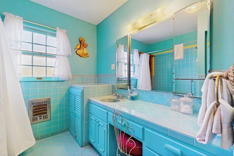 Bathroom 5, Charming, Dog-friendly Home With Patio, Grill, & Parking - Close to Town, Gillespie