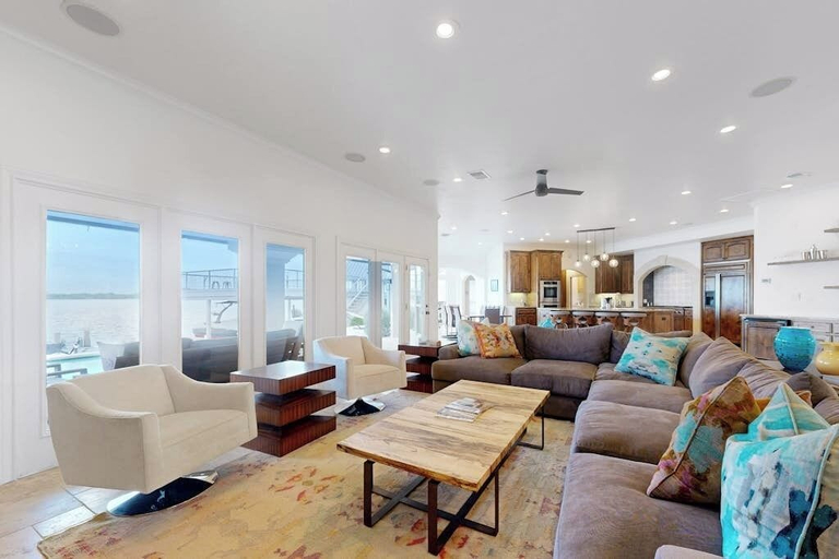 Living area 4, Luxe Lakefront Retreat With Private Pool, Spa, Lakeside Terrace, Gourmet Kitchen, Llano