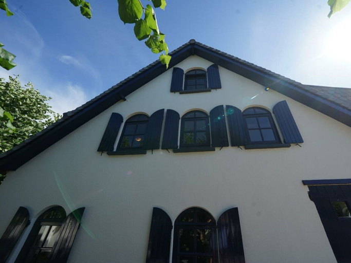 Exterior 4, Holiday Home in Hulshorst With Terrace