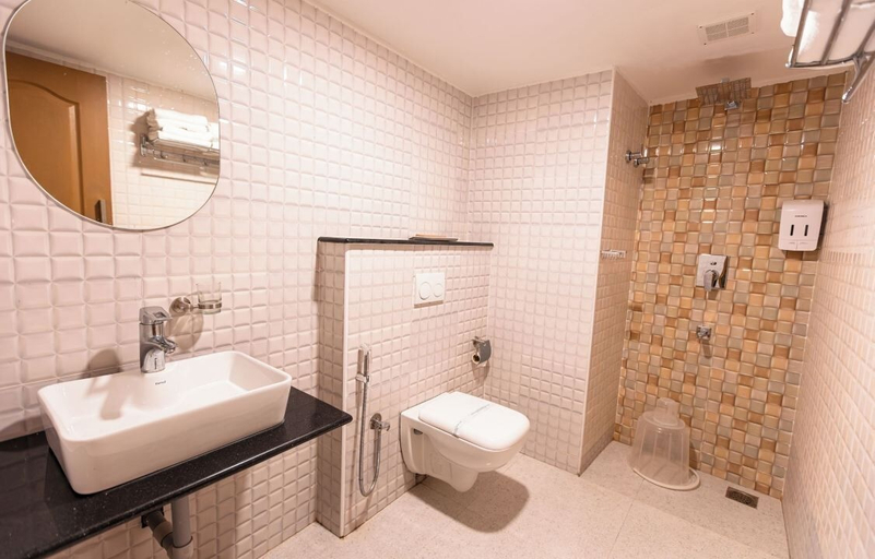 Bathroom 3, HOTEL MANGALA TEMPLE VIEW, Thrissur