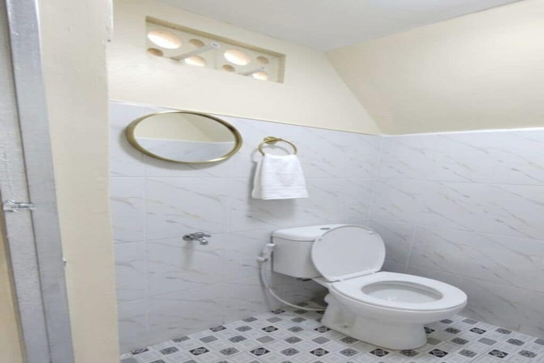 Bathroom, Cozzy Villa Sabda Desa Cabin, Bandung