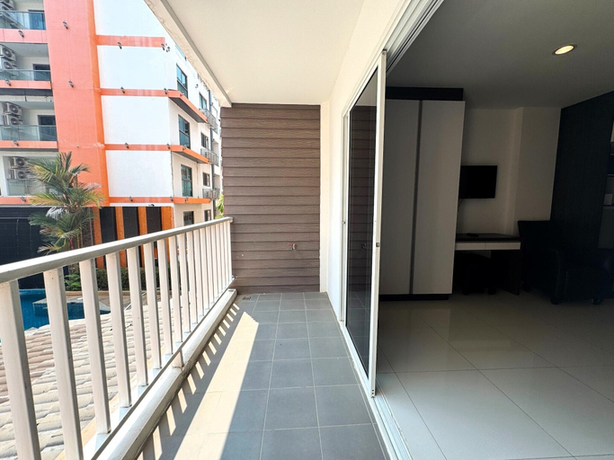 Others 5, Cozy Pool-view Studio With Balcony - New Nordic VIP 3, Pratumnak, Pattaya
