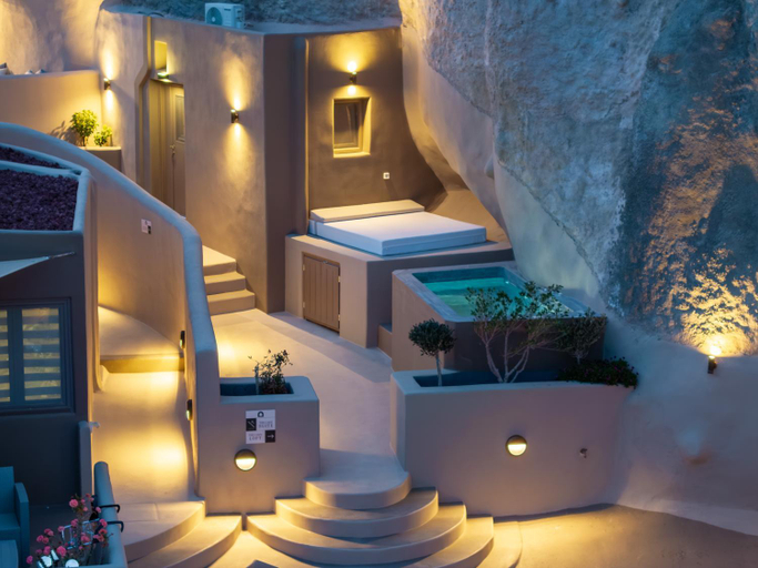 View 2, Litheos Santorini Luxury Cave Suites, South Aegean
