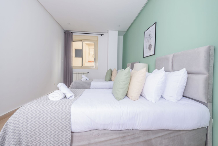 Room 2, Appartement Charmant a hydra, El Achour