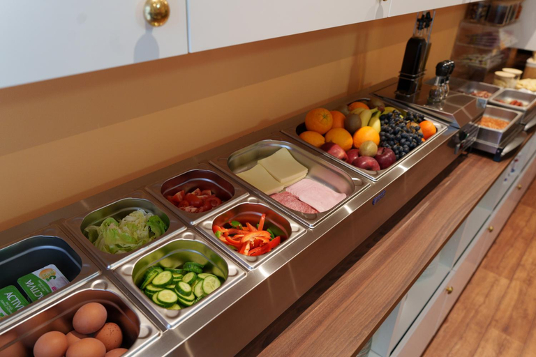 Food & Drinks 2, Apartments Kopecna with garage parking possible, Brno