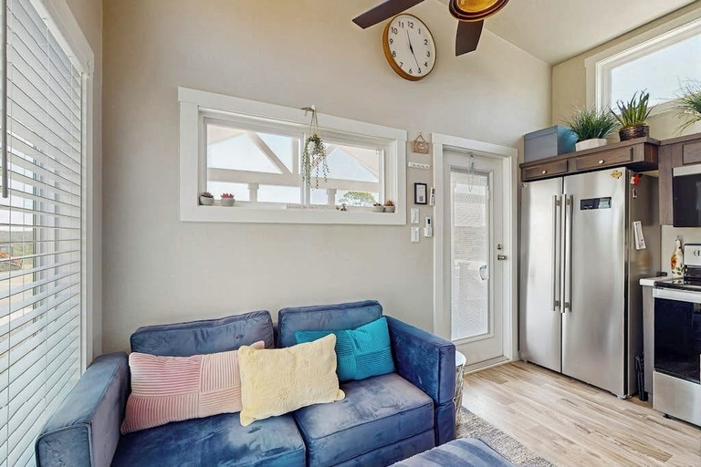 Living area, Modern Tiny Home With Loft, Kitchen, Cozy Patio and Shared Pools, Great Location, Gillespie