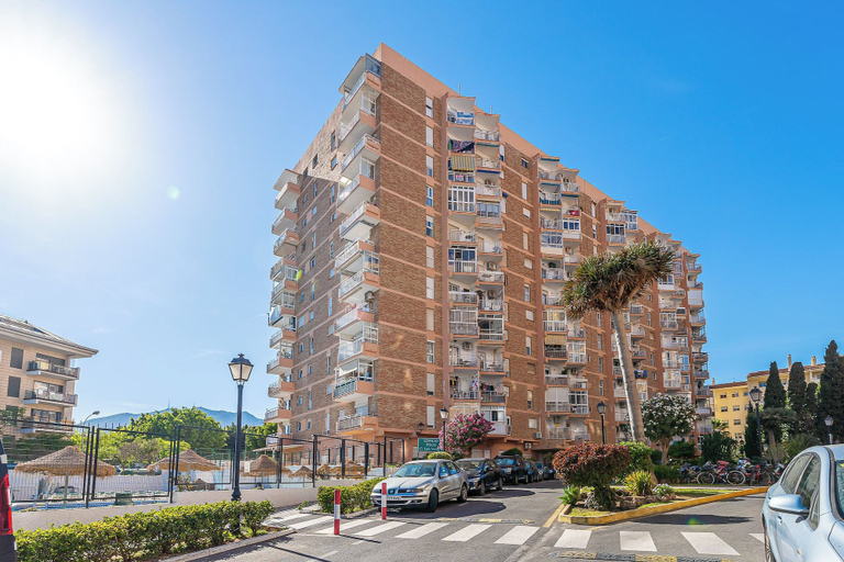 Front of property 4, Spain Breaks - 2 bed apt With 2 Pools, Airco, Wifi, Málaga