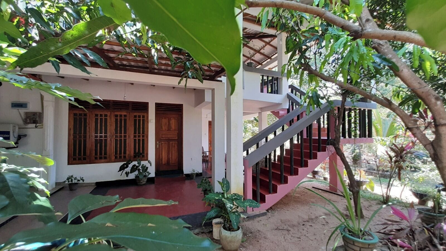 Exterior & Views 2, Habarana Guest House, Hingurakgoda