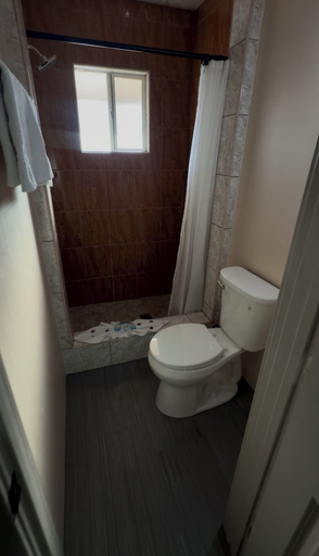 Bathroom, Colony Motel, Los Angeles