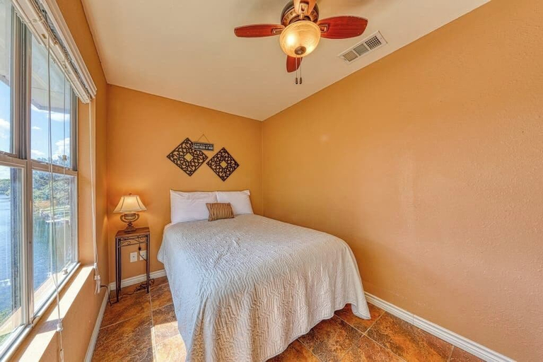 Room 2, Dog-friendly Riverfront Home With Outdoor Space, Burnet