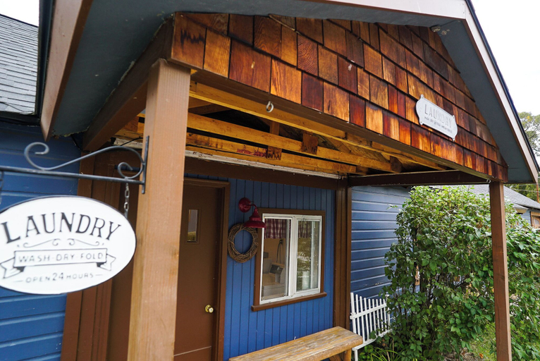 Exterior detail, Beartooth Suites, Carbon