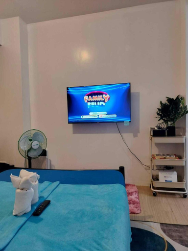 Others 2, Luxurious 9th Floor Studio in Quezon City With Private Pool, Quezon City