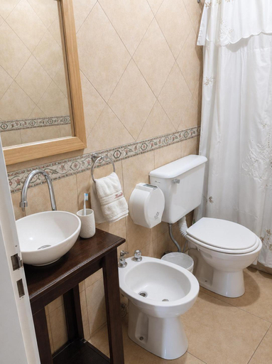 Bathroom 2, Apart Hotel Las Moraditas - a 50 metros de la Laguna, Chascomús