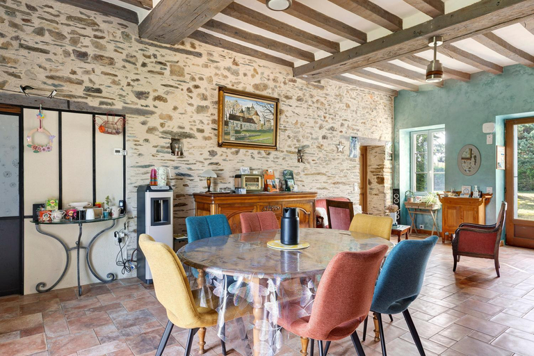 Others 5, Le Relais Des Hirondelles, Maine-et-Loire