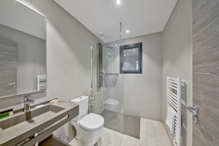 Bathroom 5, Green Corsican Oasis With Pool, Corse-du-Sud