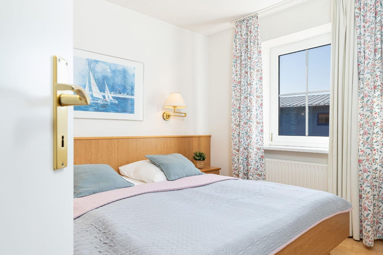 Bedroom 2, Nautic Nr 12, Plön