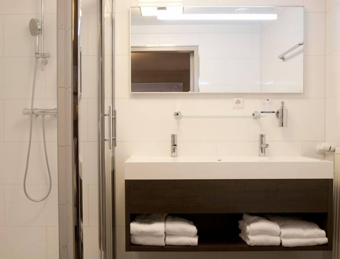 Bathroom 4, Fletcher Hotel Het Witte Huis, Soest