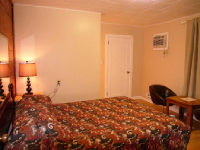 Bedroom 2, Mountain View Lodge, Lewis