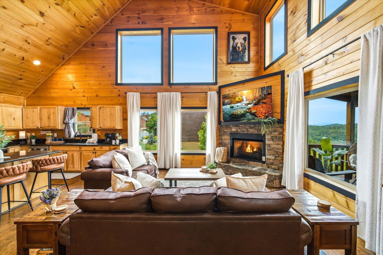 Living area 4, Heavenly Daze, Sevier