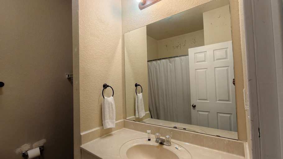 Bathroom 4, Studio 7 By Capital O Killeen I-14, Bell