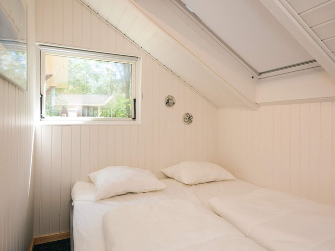 Bedroom 2, 6 Person Holiday Home in Hadsund, Mariagerfjord