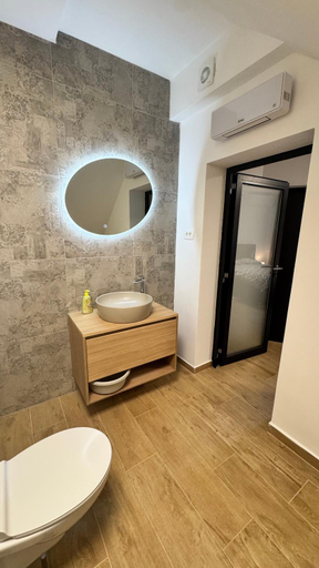Bathroom 3, Apartments F&T, Mošćenička Draga