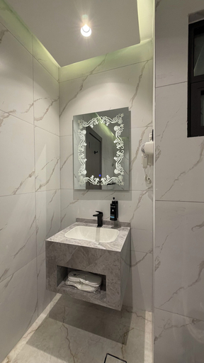 Bathroom 3, 208s Tara-jre Jabal Al Lweibdeh With Stunning View, Amman