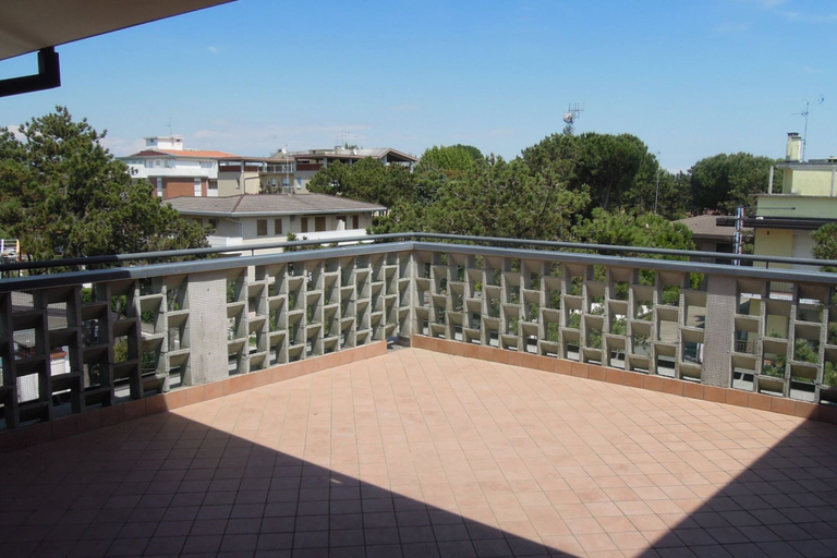 Balcony, Flat With Luminous Terrace Close to the sea, Venezia