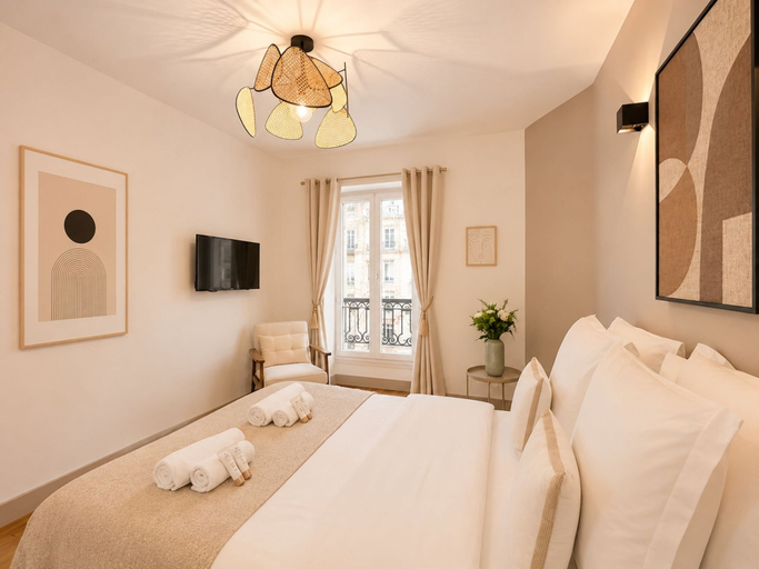 Bedroom 2, 1626 Kleber, Paris